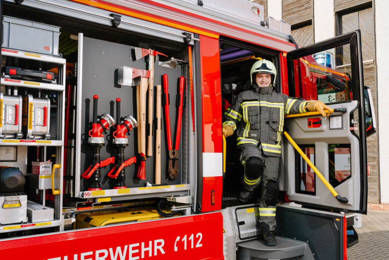 Illustration von Brandmeisteranwärter/innen