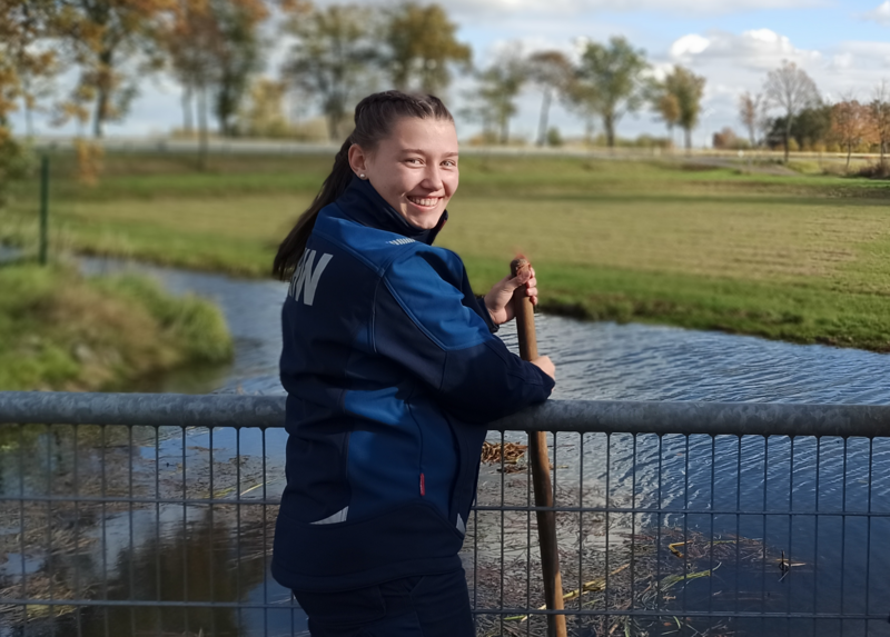 Illustration von Wasserbauern