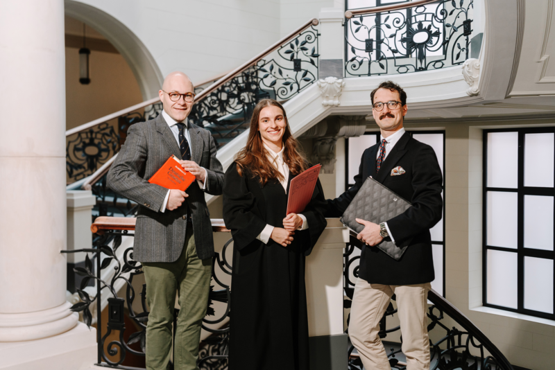 Illustration von Rechts-Referendar/innen